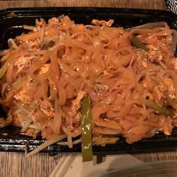 Woow Sushi - Pad Thai Noodle - Japanese Near Me - Algonquin, Illinois Woow Sushi - Pad Thai Noodle - Japanese Near Me - Algonquin, Illinois