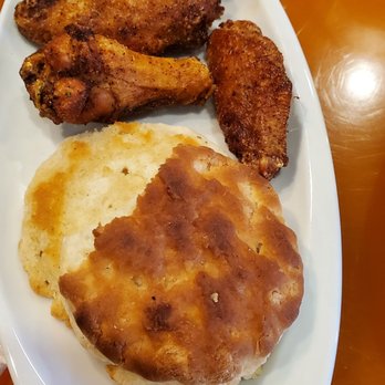 The Executive Diner - Dry biscuit and dry rub wings - Diners Near Me - Alexandria, Virginia The Executive Diner - Dry biscuit and dry rub wings - Diners Near Me - Alexandria, Virginia