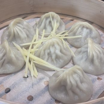 Luscious Dumplings - Pork soup dumpling - Noodles Near Me - Monrovia, California Luscious Dumplings - Pork soup dumpling - Noodles Near Me - Monrovia, California