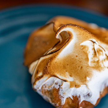 Lele Cake - Mango Profiterole ($6) - Coffee & Tea Near Me - Los Gatos, California