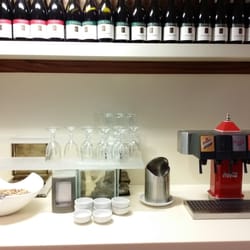 Millennium / Senator Lounge - Bar and soft drinks
