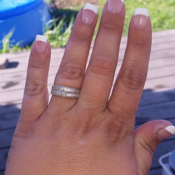Sunflower Nails - Love these! - Nail Salons Near Me - Auburn, Washington Sunflower Nails - Love these! - Nail Salons Near Me - Auburn, Washington