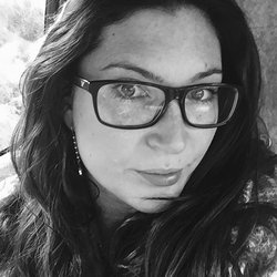 Vikki Hyder Nail Design - Vikki Hyder Freelance Nail Technician