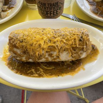 King's Chef Diner - Breakfast Burrito - green chilie sauce - Diners Near Me - Colorado Springs, Colorado