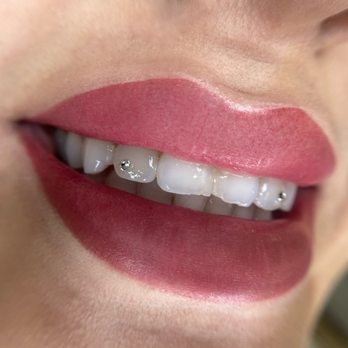 A Perfect 10 - Lip Blush by Breanna and Tooth Gems by artist Bianca at A Perfect 10 - Eyelash Service Near Me - Thousand Oaks, California