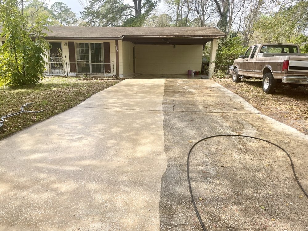 Slide of Xclusiv Klean