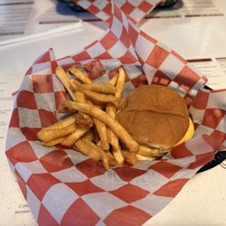 Mr B's Burger Pub - Kids burger with fries