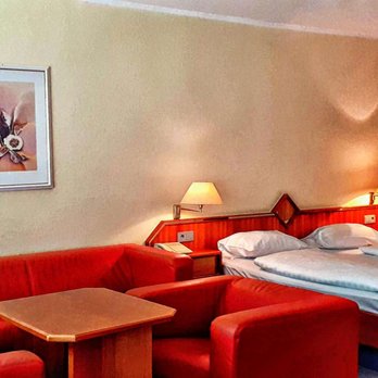 Sunotel Kreuzeck - Hotelzimmer (10/2020) - German Near Me - Goslar, NI Sunotel Kreuzeck - Hotelzimmer (10/2020) - German Near Me - Goslar, NI