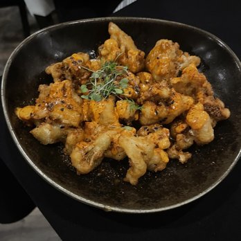 Region Kitchen and Bar - Bang Bang Cauliflower - New American Near Me - Barrington, Illinois Region Kitchen and Bar - Bang Bang Cauliflower - New American Near Me - Barrington, Illinois