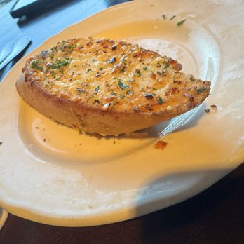 Pappadeaux Seafood Kitchen - Garlic bread - Seafood Near Me - Albuquerque, New Mexico