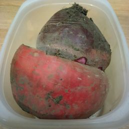 Beetroots 5" & 4" in diameter! Beetroots 5" & 4" in diameter!