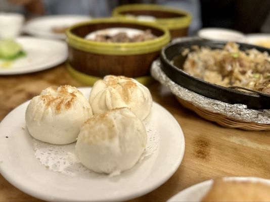 Ming's Tasty by null