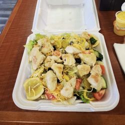 Country Chick And Fish New York Style - Salad