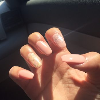 Spring Nails - Nail Salons Near Me - Fremont, California