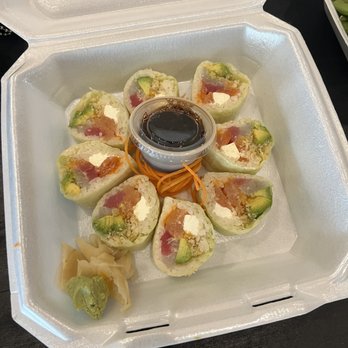 Hai's Sushi & Pho - Lovely roll - Sushi Bars Near Me - Nashville, Tennessee Hai's Sushi & Pho - Lovely roll - Sushi Bars Near Me - Nashville, Tennessee