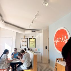 Jeni's Splendid Ice Creams - Seating and water