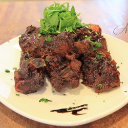 Rump N Ribs - "Our Famous Buffalo Ribs" - Succulent beef ribs marinated in chilli and herbs and glazed in a Texan bbq sauce.