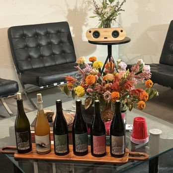 Sustainable Wine Tours - Wine Tours Near Me - Santa Barbara, California Sustainable Wine Tours - Wine Tours Near Me - Santa Barbara, California