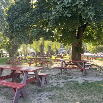 Pick-Quick Drive In - Seating area outside - Burgers Near Me - Fife, Washington Pick-Quick Drive In - Seating area outside - Burgers Near Me - Fife, Washington