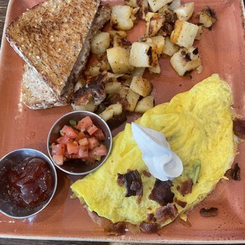 First Watch - Omelette - Breakfast & Brunch Near Me - Macedonia, Ohio