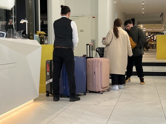 Courtyard by Marriott Paris Gare de Lyon by null