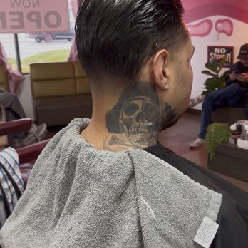 Pink’s Barbershop - Barber Cut by Dustin - Barbers Near Me - Stanton, California Pink’s Barbershop - Barber Cut by Dustin - Barbers Near Me - Stanton, California