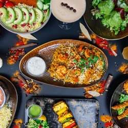 Svaadish - Große Auswahl an Speisen; Duftendes Biryiani, Currys, Bowls und diverses Streetfood