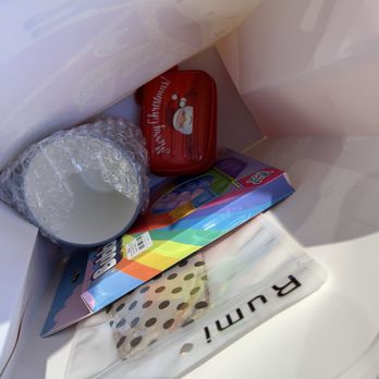 Rumi Life - Xmas promo gift bag - Accessories Near Me - Queens, New York