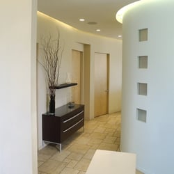 Salon S