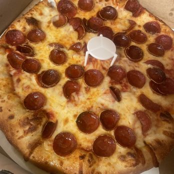 Spinners Pizza & Subs - 12" Classic pepperoni - Pizza Near Me - Albany, New York Spinners Pizza & Subs - 12" Classic pepperoni - Pizza Near Me - Albany, New York