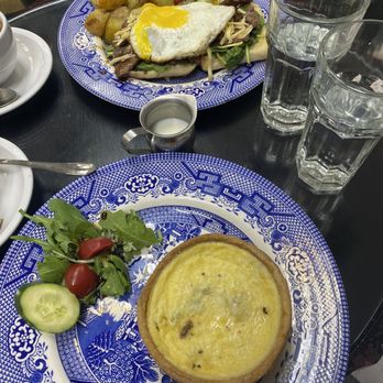 Genettis Bistro And Cafe - Breakfast & Brunch Near Me - Palos Heights, Illinois Genettis Bistro And Cafe - Breakfast & Brunch Near Me - Palos Heights, Illinois
