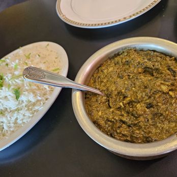 Taj Mahal Indian Cuisine - Saag paneer - Indian Near Me - Redding, California Taj Mahal Indian Cuisine - Saag paneer - Indian Near Me - Redding, California