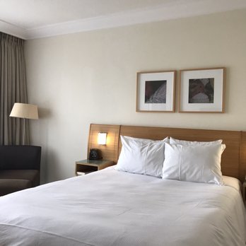 Hilton Newcastle Gateshead - Bed - Hotels Near Me - Newcastle upon Tyne, XTW