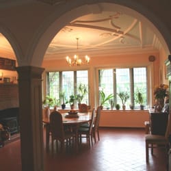 Four Gables - Hall