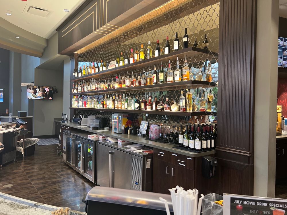 B&B Theatres Topeka Wheatfield 9