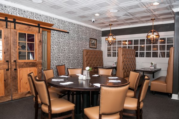 Greyhound Tavern by null