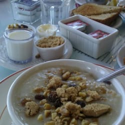 The Barnstorm Restaurant - Oatmeal. All the extras are served on the side