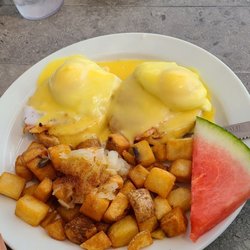 Bailey's Casual Dining - Eggs benedict with peameal bacon $13