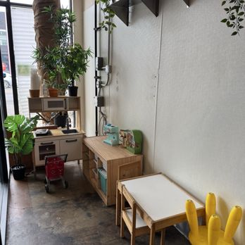 Be Bright Coffee - Kid friendly section! - Coffee & Tea Near Me - Los Angeles, California