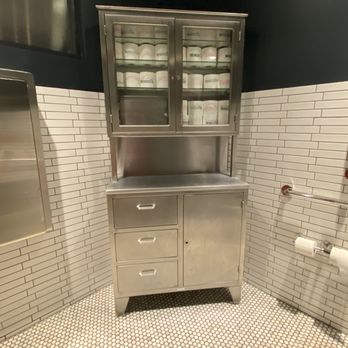 Windsor - Bathroom! - New American Near Me - Phoenix, Arizona Windsor - Bathroom! - New American Near Me - Phoenix, Arizona