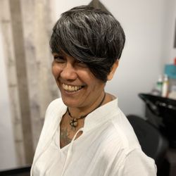 Honey Bee Salon and Spa - Cut by Victoria