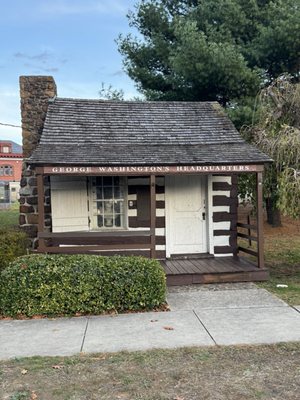 George Washington's Headquarters by null