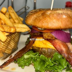 Kajunlicious Food Therapy