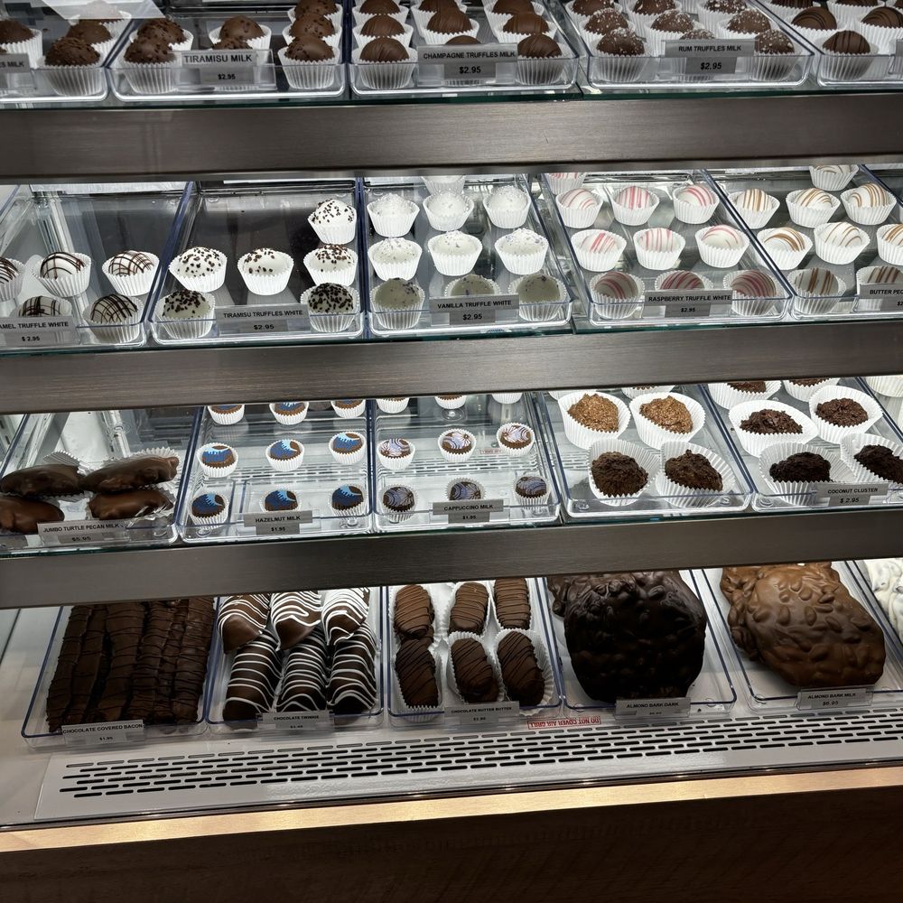 The Sugar Spot - Ice Cream & Frozen Yogurt Near Me - Temecula, California The Sugar Spot - Ice Cream & Frozen Yogurt Near Me - Temecula, California