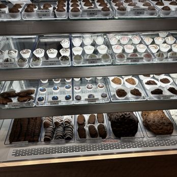 The Sugar Spot - Ice Cream & Frozen Yogurt Near Me - Temecula, California