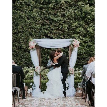 Mane Bar - Michaella and Jordan's wedding features on @greenweddingshoes! - Hair Stylists Near Me - Carlsbad, California Mane Bar - Michaella and Jordan's wedding features on @greenweddingshoes! - Hair Stylists Near Me - Carlsbad, California