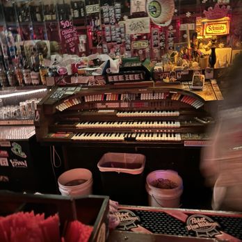 Lazy Diamond - Dive Bars Near Me - Asheville, North Carolina Lazy Diamond - Dive Bars Near Me - Asheville, North Carolina