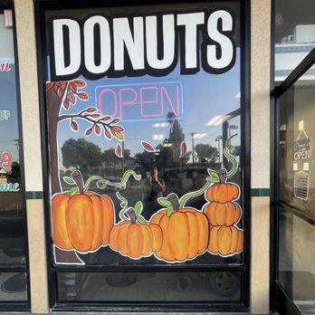 The Donut Chain - Donuts Near Me - Placentia, California