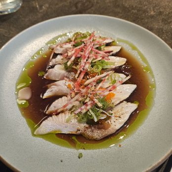 Kuma Sushi + Sake - Hamachi plate - Sushi Bars Near Me - San Francisco, California