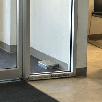 Payless Car Rental - Rodent traps - Car Rental Near Me - Denver, Colorado Payless Car Rental - Rodent traps - Car Rental Near Me - Denver, Colorado